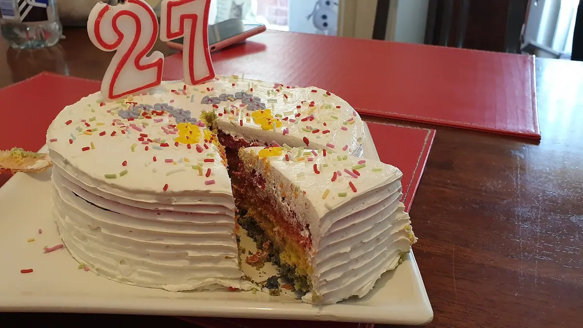 Bizzy Bees Cafe & Bistro – cake shop in Great Western Park, Didcot
